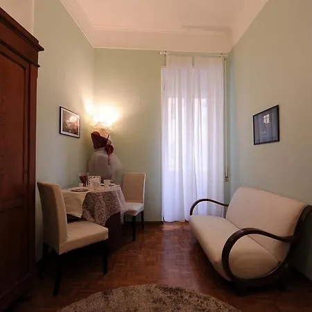 Bed & Breakfast La Grotta Di Tiberio Rome