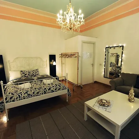 Bed & Breakfast La Grotta Di Tiberio Rome